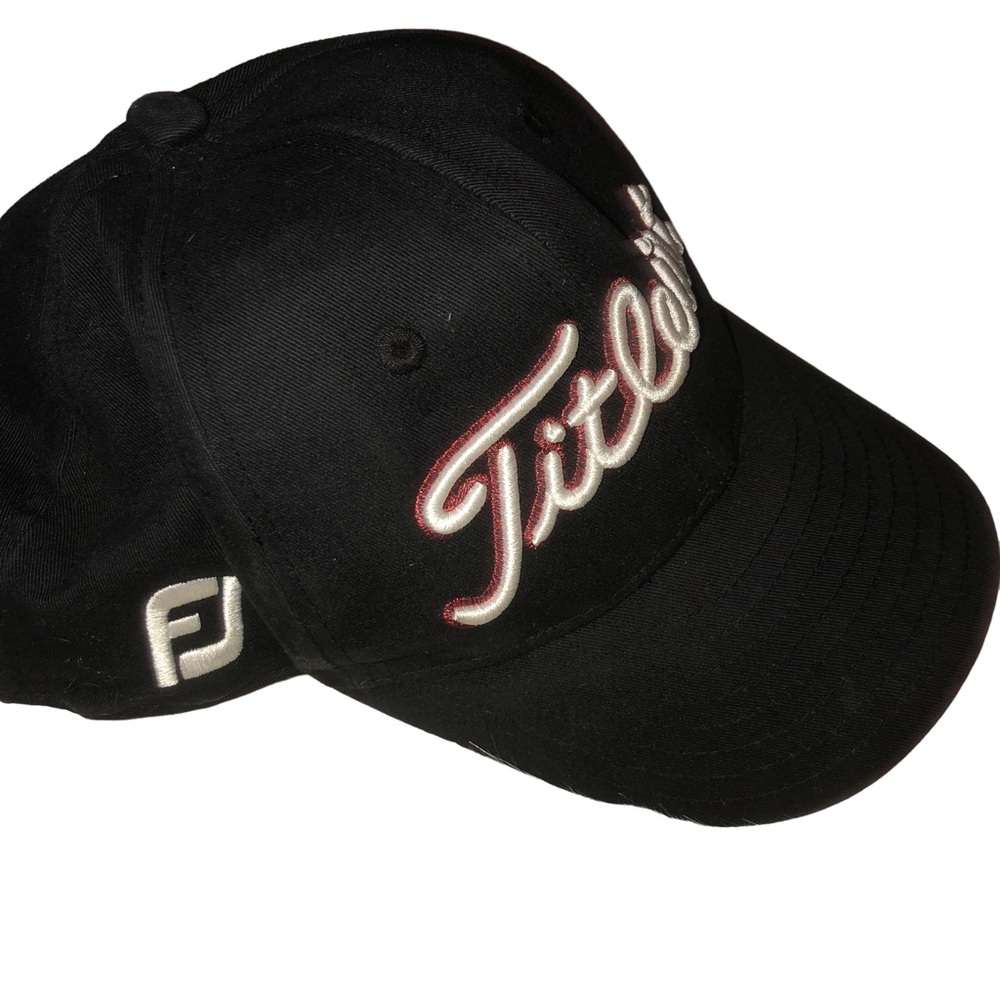 Titleist - Picture 4 of 5